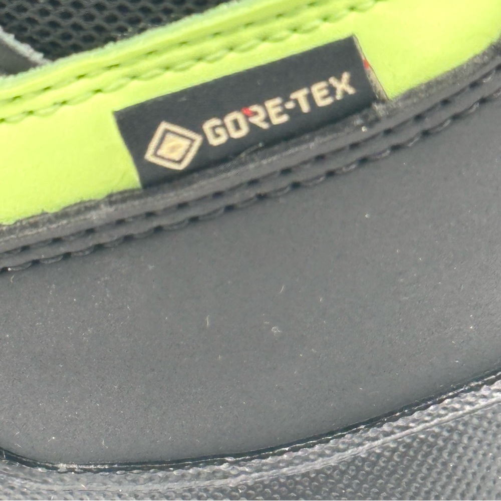 Men’s Adidas IE2581 Terrex Ax4 Mid Gore-Tex Silver Green Hiking Shoes Size 11 - Picture 5 of 11